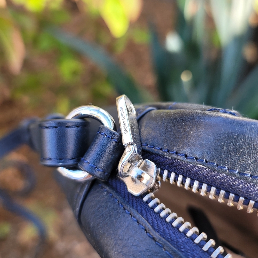 Radley London Black Crossbody Bag - Picture 3 of 13